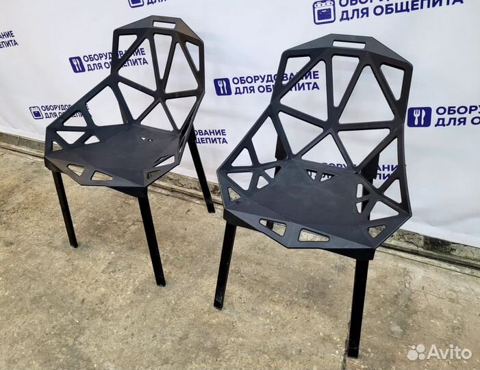 Пластиковый стул One PC-015 черный