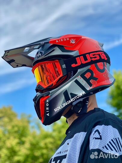 Шлем кроссовый Airoh Twist 2.0 - варианты внутри