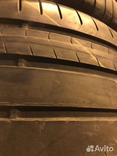 Pirelli P Zero PZ4 275/30 R20