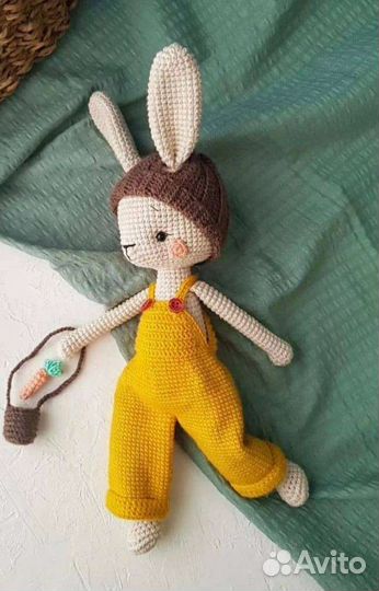 Мягкая игрушка заяц