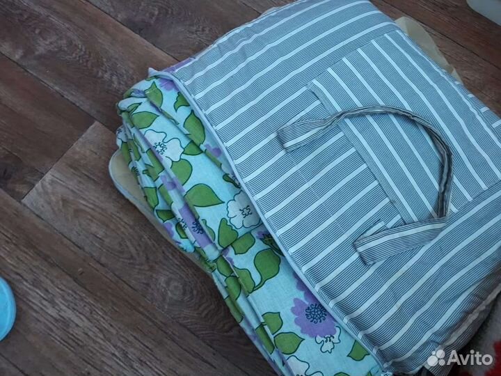 Коврик на море