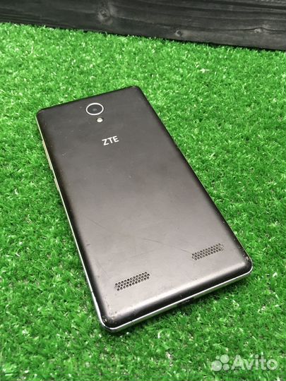 ZTE Blade V7, 2/16 ГБ