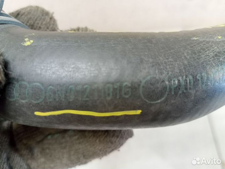 Патрубок системы охлаждения