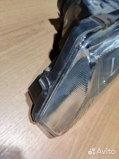 Фара левая Opel Vectra A седан C25XE 1995