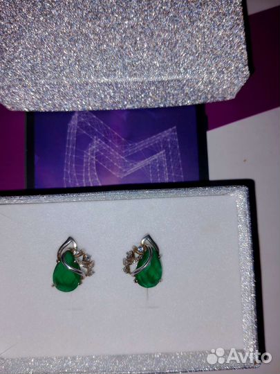 Серебряные серьги разные