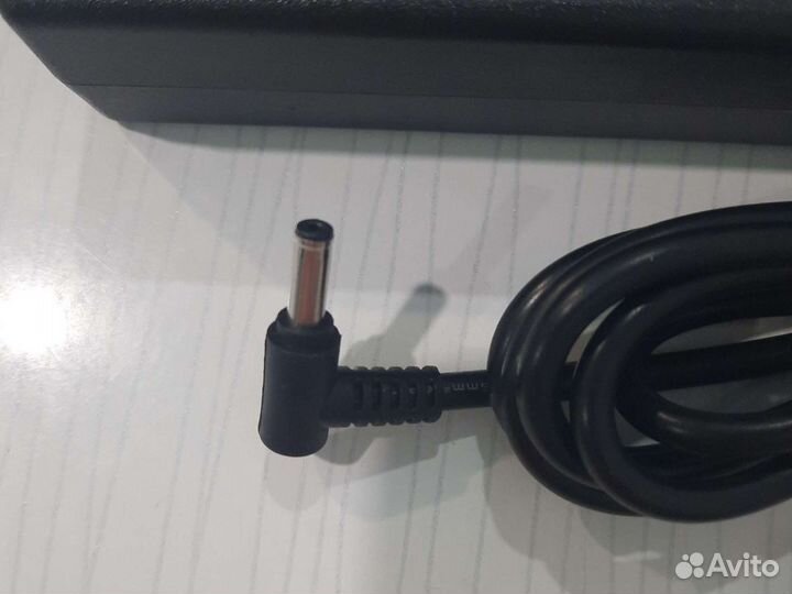 Блок питания для ноутбука asus 19v2,37а(4,0*1,35)