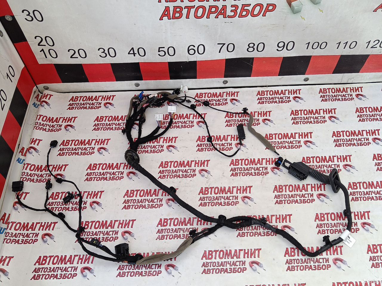 Проводка двери передней правой Lixiang L9