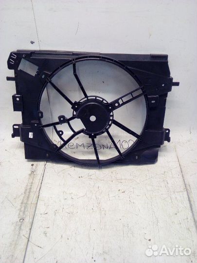 Диффузор передний Renault Duster 1 2010