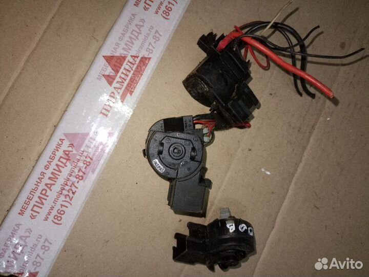 Контактная группа замка зажигания Opel Vectra B