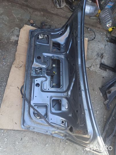 Крышка багажника Nissan Almera N16