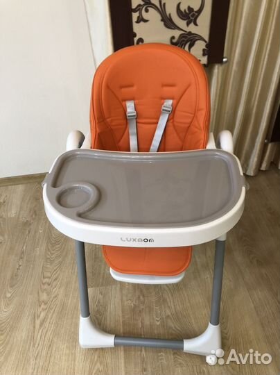 Стульчик для кормления luxmom