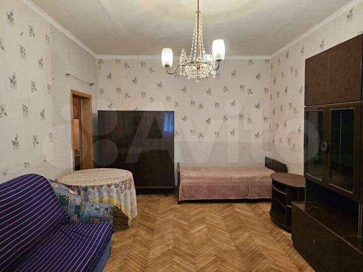 2-к. квартира, 56 м², 2/8 эт.