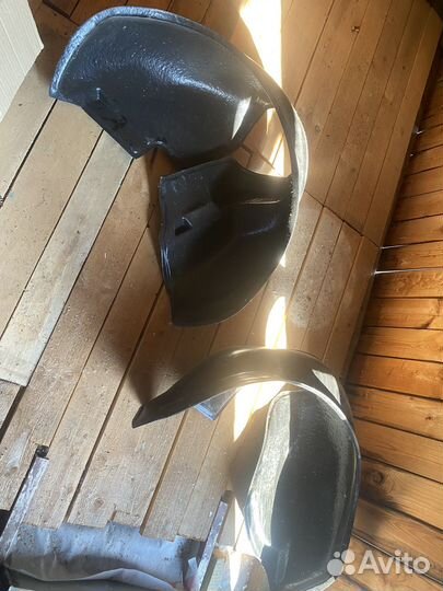 Подкрылки задние mazda 626