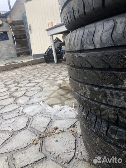 Centara Vanti HP 235/45 R18