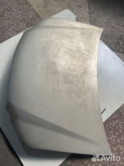 Капот Субару Трибека