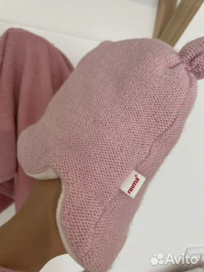 Шапка на девочку на флисе reima