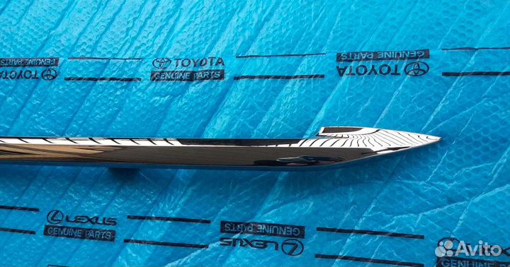 Молдинг багажника Лексус Gx 460 нижний