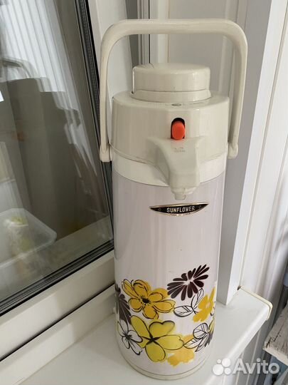 Термос на 2,2 литра Китай