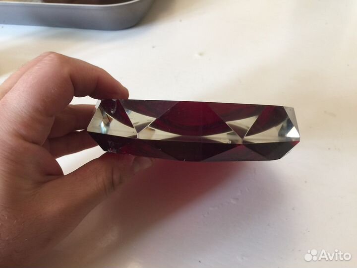 Пепельница Рубиновое стекло