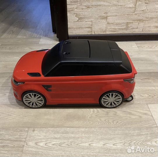 Машинка-каталка чемодан