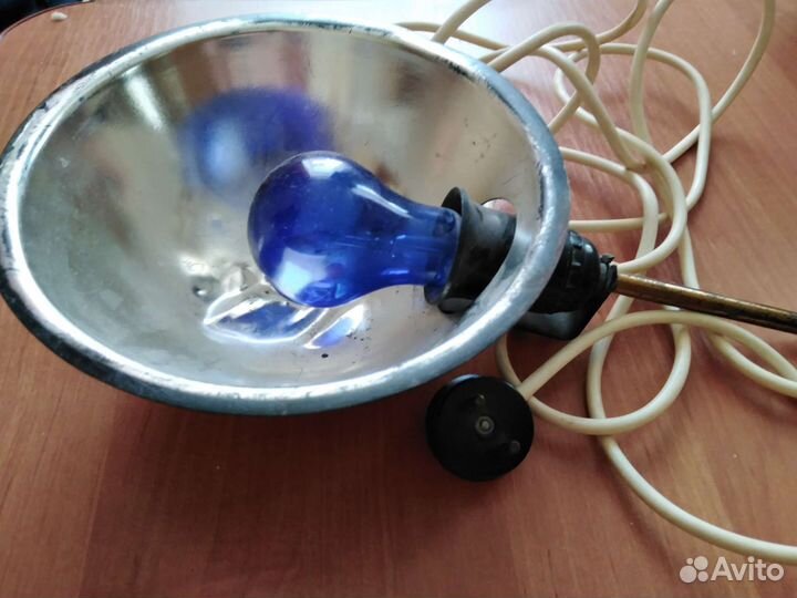 Синяя лампа для прогревания