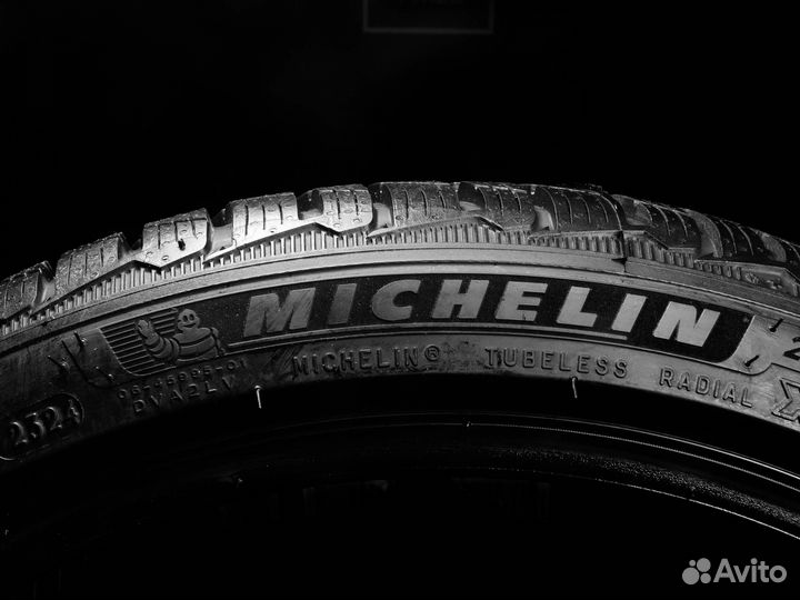 Michelin Pilot Alpin 5 285/30 R20 и 275/35 R19 101V