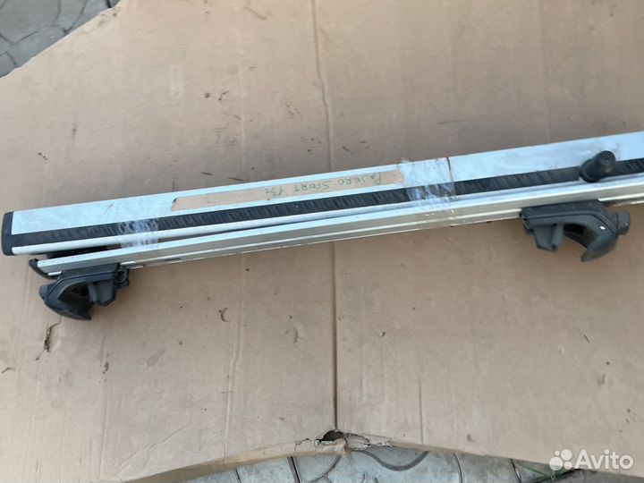 Багажник на крышу thule