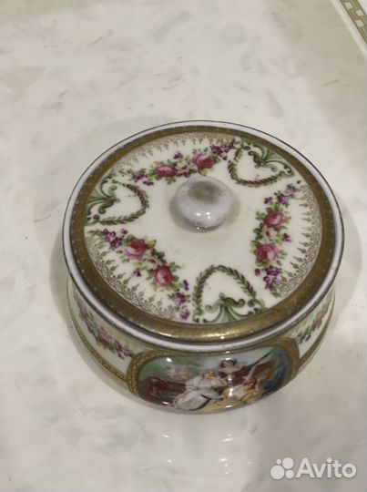 Шкатулка для украшений