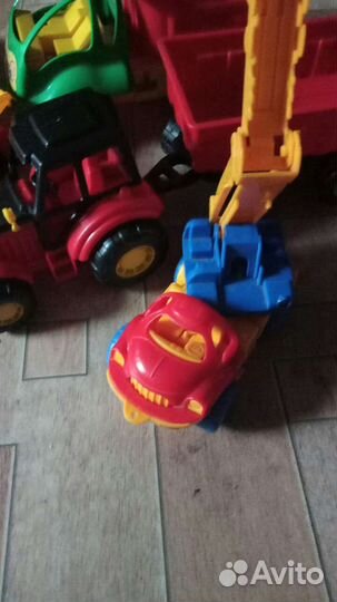 Набор машинок