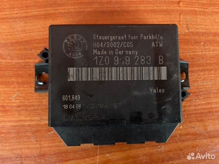 Блок управления парктроников Skoda Octavia A5 ccsa