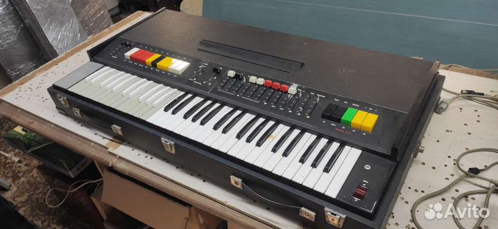 Винтажный синтезатор Vermona ET6-1