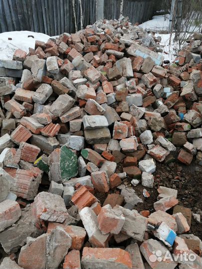 Кирпичный бой