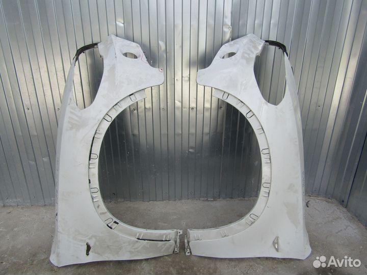Крыло переднее левое bmw x5 e70 до рест