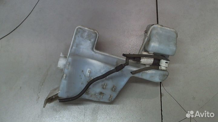 Бачок омывателя Peugeot 308, 2010