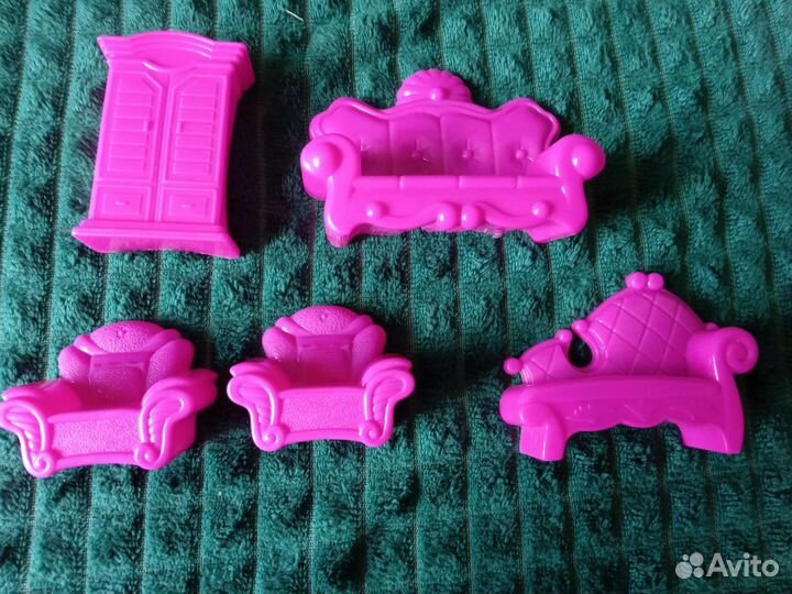 Мебель для кукольного домика