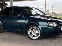 Volkswagen Bora 1.6 AT, 1999, 405 000 км, с пробегом, цена 455 000 руб.