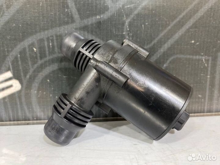 Электрическая помпа Bmw X5 E53 M54B30 2005