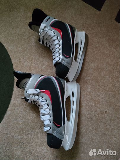 Коньки хоккейные 43 размер