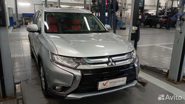Mitsubishi Outlander 2.0 CVT, 2018, 109 101 км