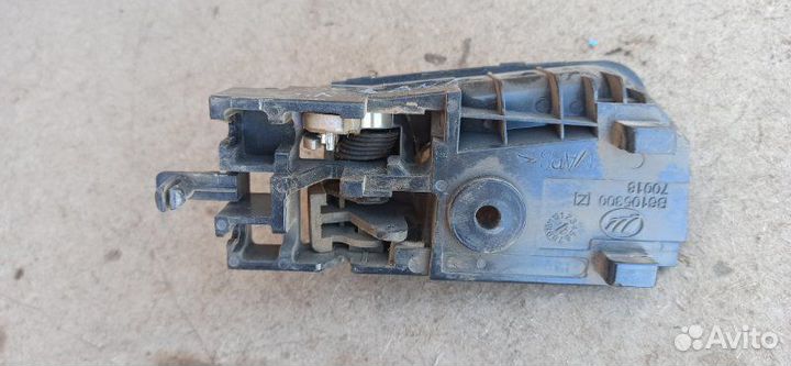 Ручка двери внутренняя левая Lifan Solano 1.6