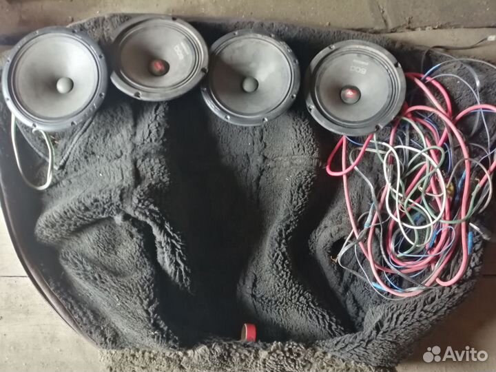Автомобильные динамики 20 см