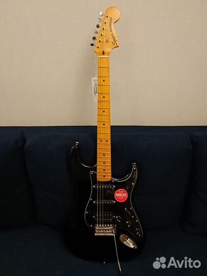 Squier - Classic Vibe Stratocaster 70's HSS - BLK