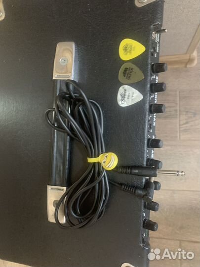 Ламповый комбоусилитель css