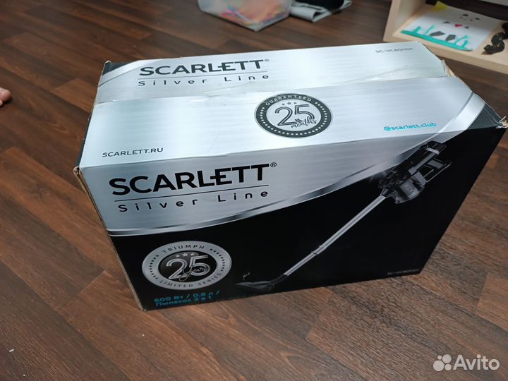 Пылесос Scarlett SC-VC80H01, черный