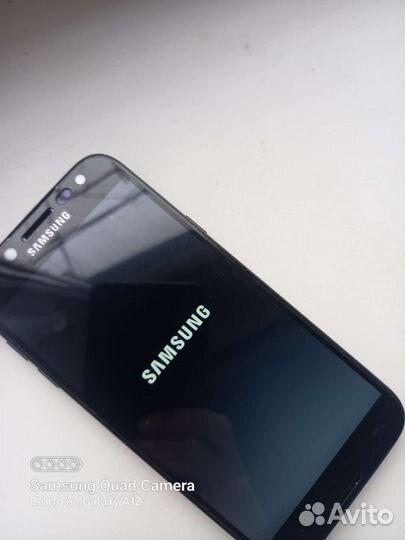 Телефон Samsung