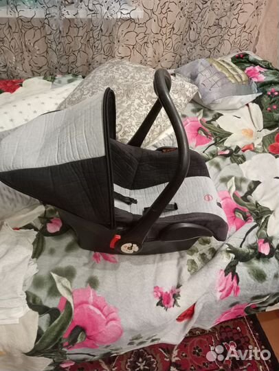 Продам автолюльку