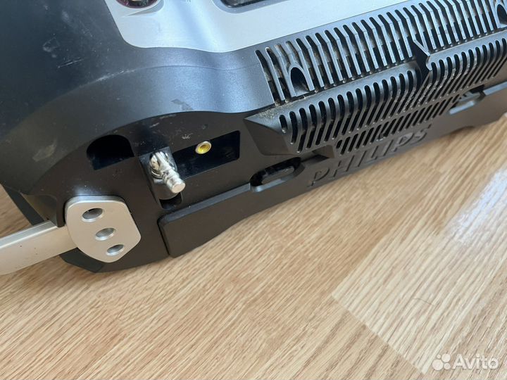 Магнитола Philips az 2537