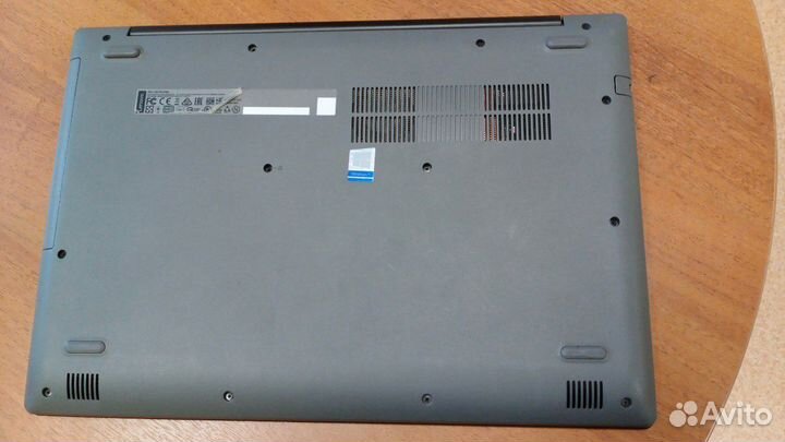 Ноутбук Lenovo ideapad 320-15AST