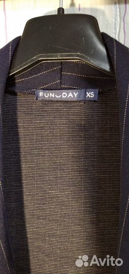 Брючный костюм для школы р.40