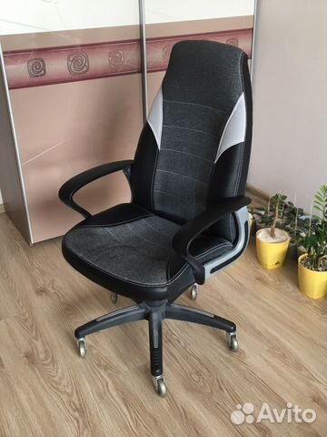 Компьютерное кресло